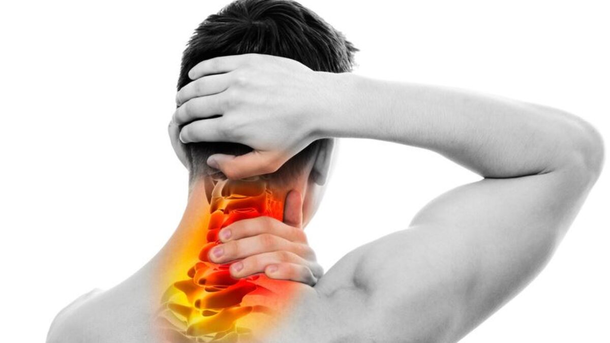 Osteopathic Treatment for Upper Back Pain Relief - Equilibrium Sports and  Spinal Clinic